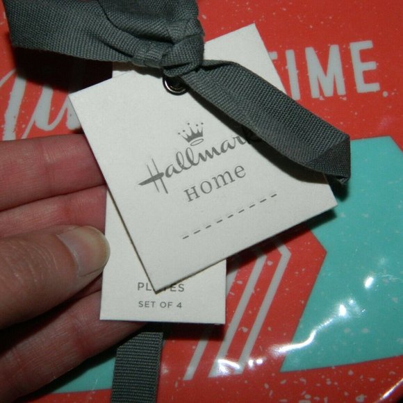 Hallmark Home Nibble Time Snack Plates 2 Set of 4 New - Picture 2 of 5